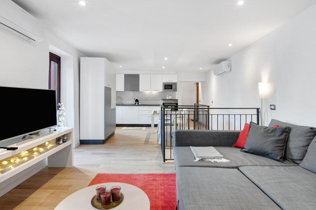 Fogazzaro Lake View Apartment Oria  Exterior photo